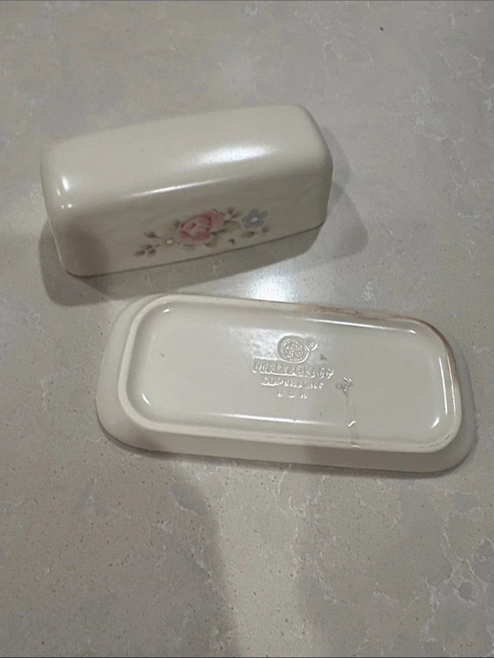 Pfaltzgraff Cream Floral Butter Dish with Pink Rose Accent Tea Rose
